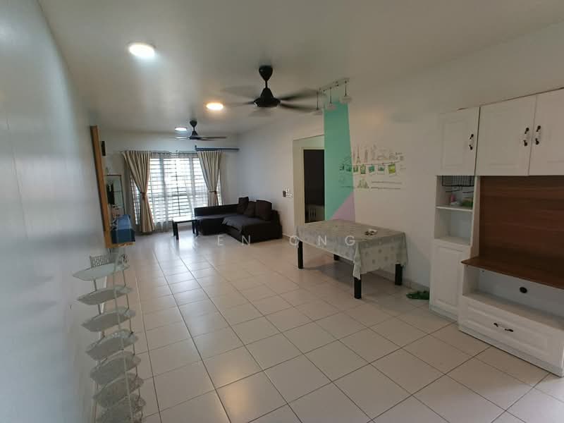 Pangsapuri untuk Disewa di Pangsapuri Seri Mutiara - Ken Ong - Living Room - PropertyGuru.com.my