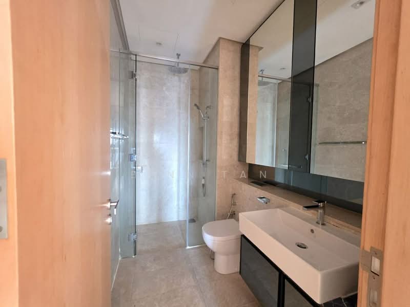 Servis Apartment untuk Dijual di Damansara City Residency (DC Residensi) - Benn Tan - Bathroom - PropertyGuru.com.my
