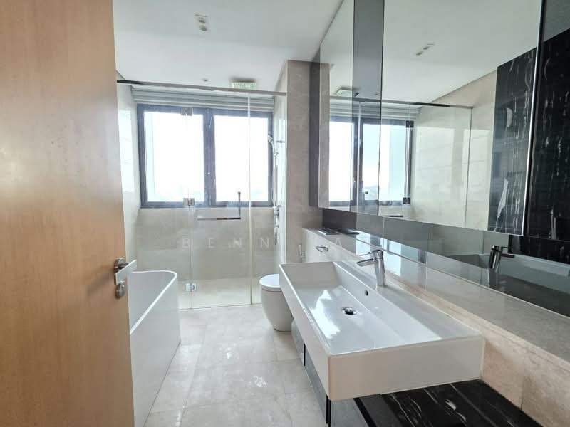 Servis Apartment untuk Dijual di Damansara City Residency (DC Residensi) - Benn Tan - Bathroom - PropertyGuru.com.my