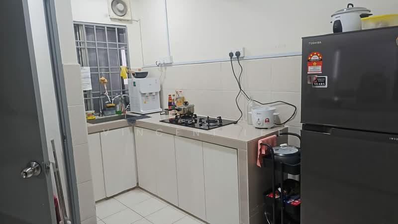 Kondominium untuk Dijual di Angkasa Condominiums - Vincent Lee - Kitchen - PropertyGuru.com.my