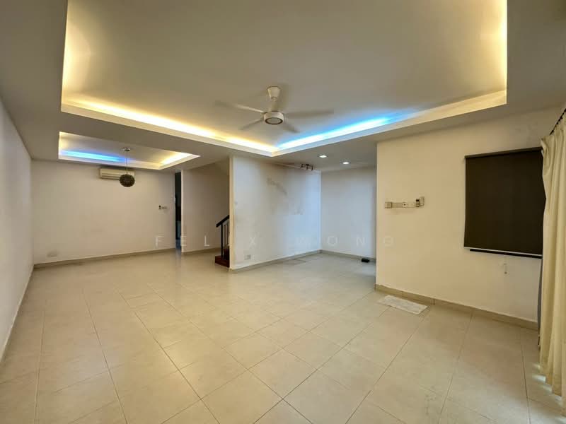 Rumah Teres 2.5 Tingkat untuk Dijual di Bandar Puteri Puchong (Puchong) - Felix Wong - Living Room - PropertyGuru.com.my