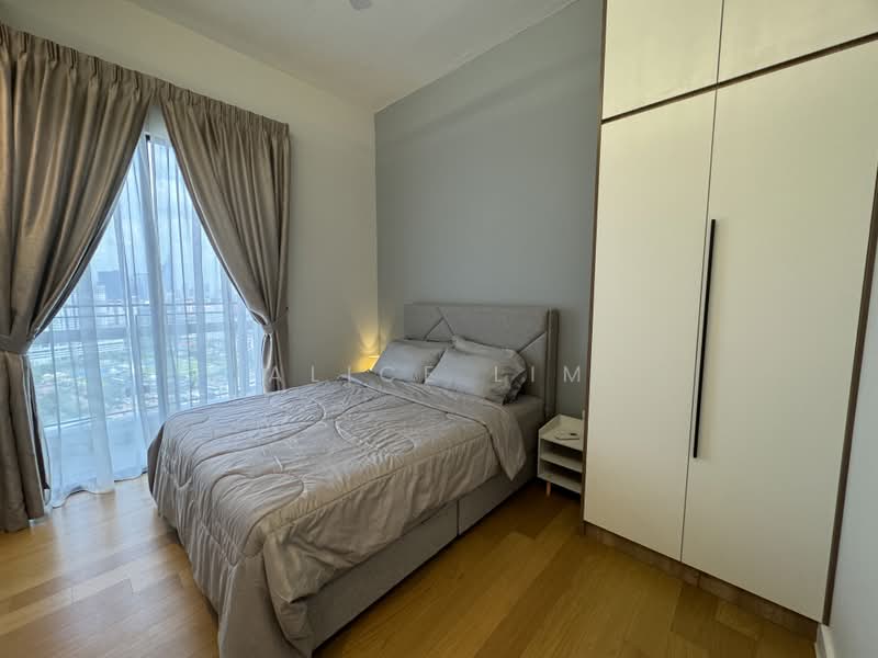 Servis Apartment untuk Dijual di The Sentral Suites - Alice Lim - Bedroom - PropertyGuru.com.my