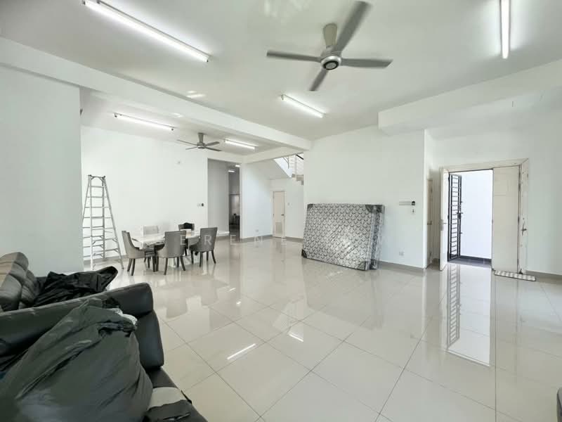 Semi-Detached House for Sale in Taman Dato Onn (Johor Bahru) - Serene Low - PropertyGuru.com.my