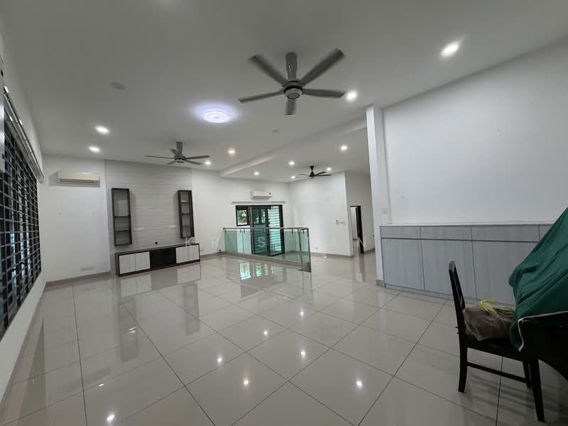 Rumah Teres 2 Tingkat untuk Dijual di Bandar Damai Perdana (Cheras) - Kris Tan - Living Room - PropertyGuru.com.my