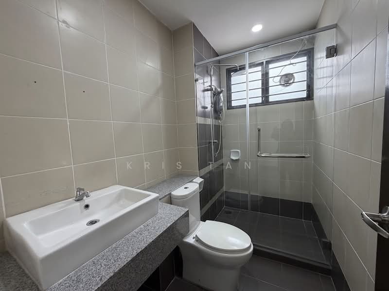 Rumah Teres 2 Tingkat untuk Dijual di Bandar Damai Perdana (Cheras) - Kris Tan - Bathroom - PropertyGuru.com.my