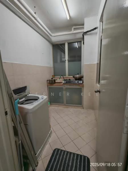 Apartment for Sale at Bayu Puteri 1 - Werner Kee - Kitchen - PropertyGuru.com.my