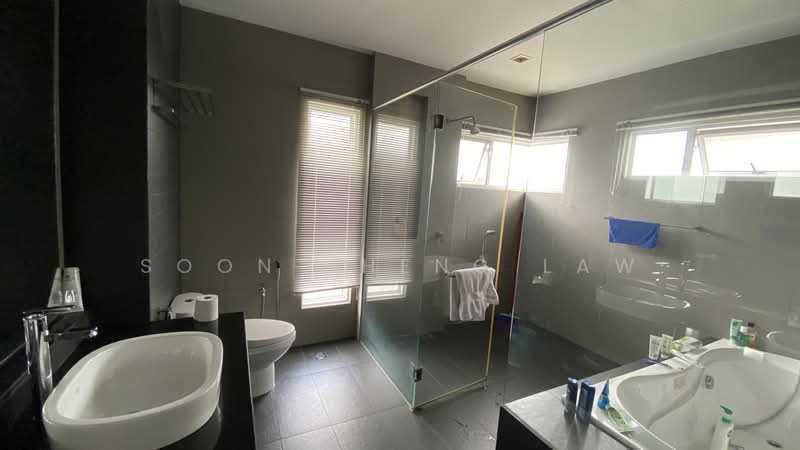 Bungalow House for Sale in Jade Hills (Kajang) - Soon Sheng Law - Bathroom - PropertyGuru.com.my
