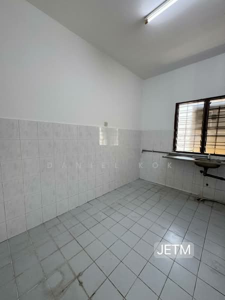 Rumah Teres 2 Tingkat untuk Dijual di Bandar Bukit Tinggi (Klang) - Daniel Kok - Kitchen - PropertyGuru.com.my