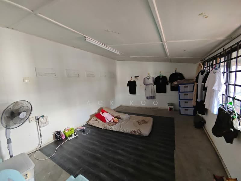 1-storey Terraced House for Sale in Taman Century (Johor Bahru) - Jack Koo - Bedroom - PropertyGuru.com.my