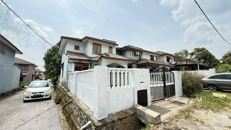 Terraced House for Sale in Rawang (Selangor) - SK Luk - Exterior - PropertyGuru.com.my