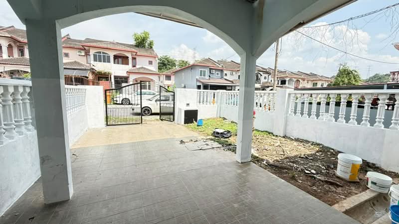 Terraced House for Sale in Rawang (Selangor) - SK Luk - Exterior - PropertyGuru.com.my