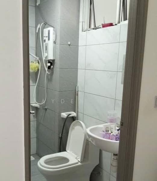 Servis Apartment untuk Dijual di SKS Habitat - Jayden Neo - Bathroom - PropertyGuru.com.my