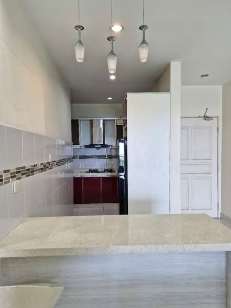 Condominium for Sale at Kristal View - Norhafiz Bin Mohd Nor - Kitchen - PropertyGuru.com.my