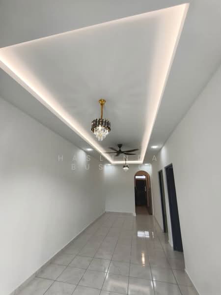 1-storey Terraced House for Sale in Rawang (Selangor) - Haslinda Busero - living room - PropertyGuru.com.my