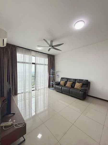 Servis Apartment untuk Disewa di Molek Regency - Stella Chia - Living Room - PropertyGuru.com.my