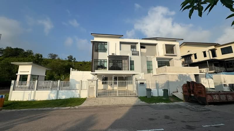 Semi-Detached House for Sale in Taman Nusa Idaman (Iskandar Puteri (Nusajaya)) - Jeffrey Lim - PropertyGuru.com.my