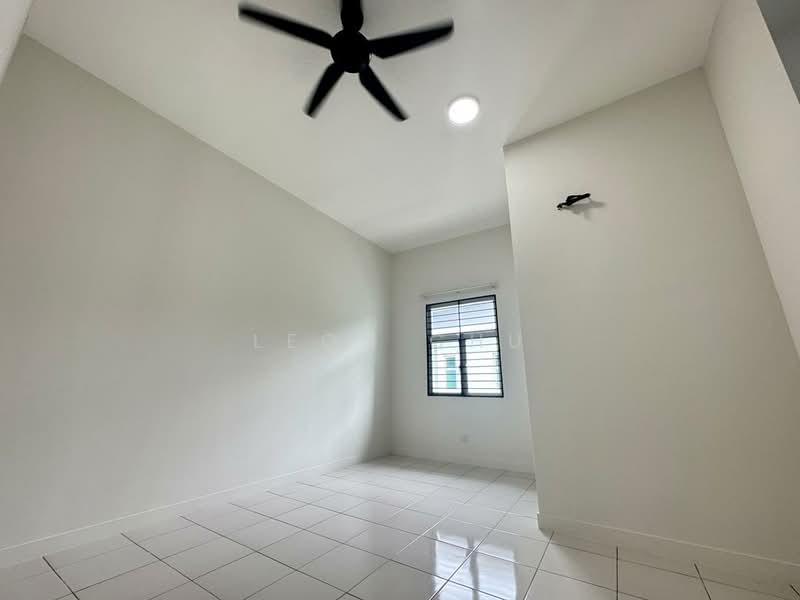 Rumah Teres 2 Tingkat untuk Dijual di Bandar Saujana Putra (Tanjong Duabelas) - Leon Chu - Interior - PropertyGuru.com.my