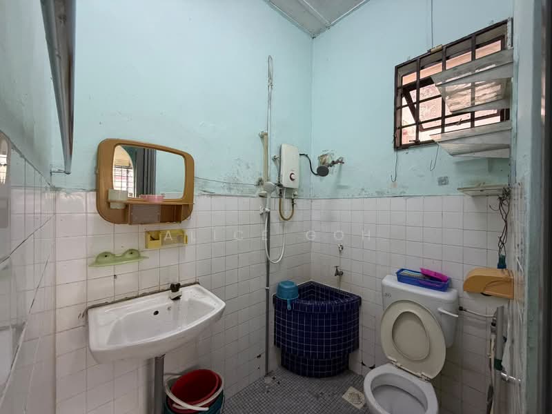 1-storey Terraced House for Sale in Taman Universiti (Skudai) - Alice Goh - PropertyGuru.com.my