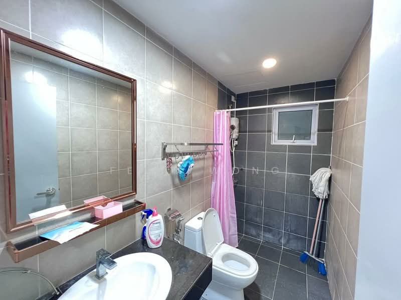 Condominium for Sale at Koi Prima Condominium - Felix Wong - Bathroom - PropertyGuru.com.my