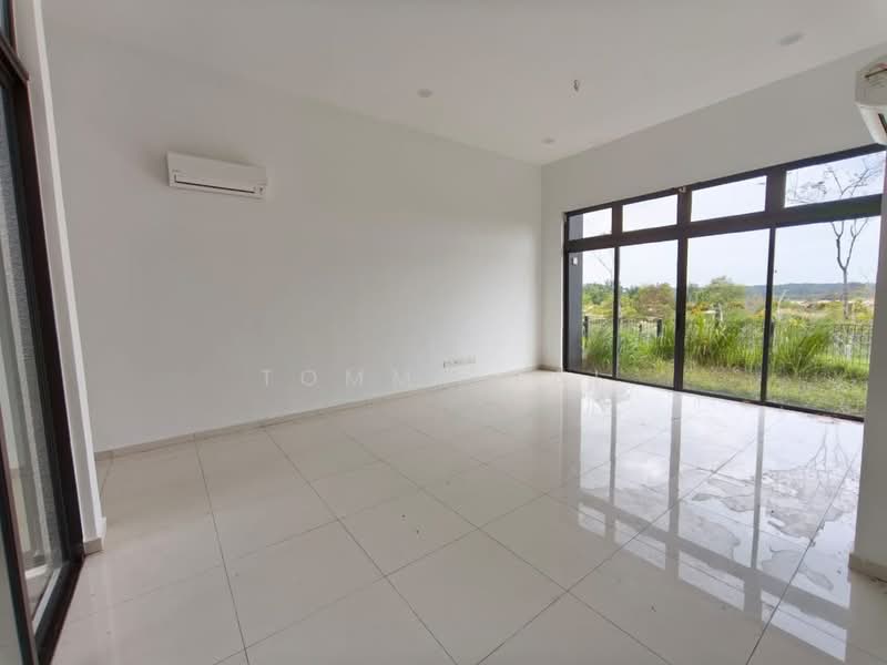 Rumah Teres 2 Tingkat untuk Dijual di Sunway Iskandar (Iskandar Puteri (Nusajaya)) - Tommy Tai - Living Room - PropertyGuru.com.my