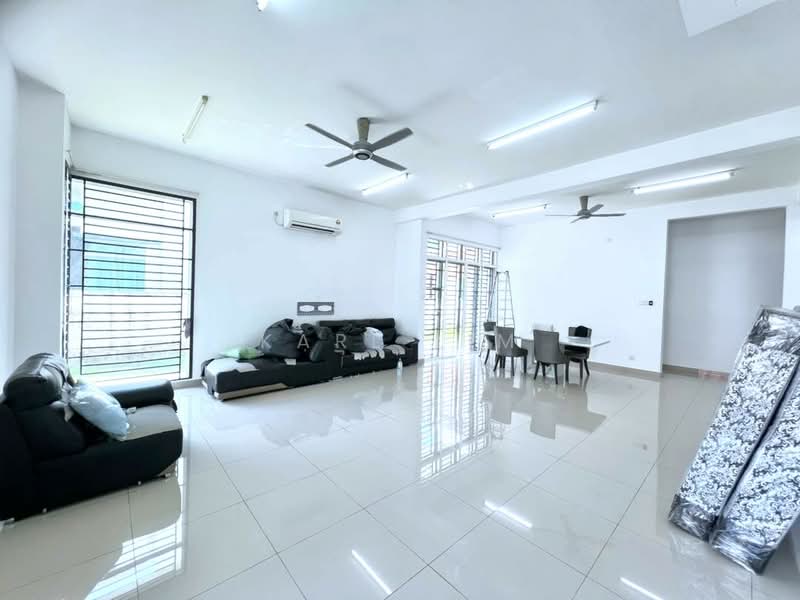 Semi-Detached House for Sale in Bandar Dato Onn (Tebrau) - Karl Lim - Living Room - PropertyGuru.com.my