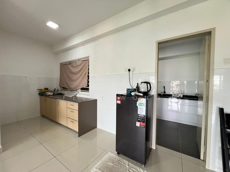 Kondominium untuk Dijual di Casa Tropika - Felix Wong - Kitchen - PropertyGuru.com.my