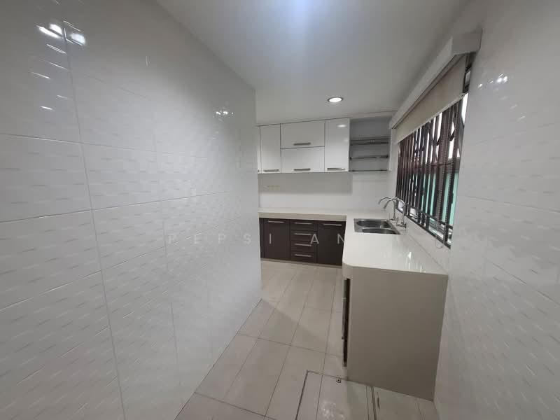 2-storey Terraced House for Rent in Bandar Botanic (Klang) - Pepsi Ang - Kitchen - PropertyGuru.com.my