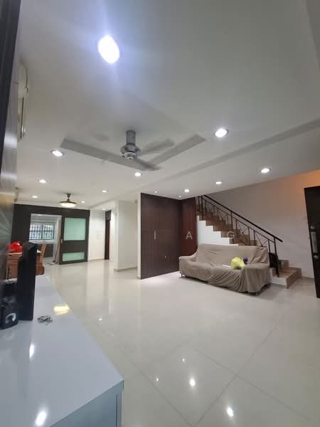 2-storey Terraced House for Rent in Bandar Botanic (Klang) - Pepsi Ang - Living Room - PropertyGuru.com.my