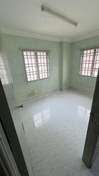 Pangsapuri untuk Dijual di Taman Gambier Flat, Blok 330 - Freddy Tan - PropertyGuru.com.my