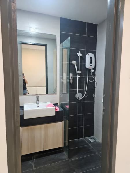 Kondominium untuk Disewa di Queensville - Travis Wong - Bathroom - PropertyGuru.com.my