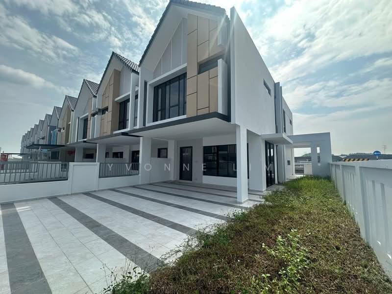 Rumah Teres untuk Dijual di Taman Desa Tebrau (Tebrau) - Yvonne Lim - Exterior - PropertyGuru.com.my