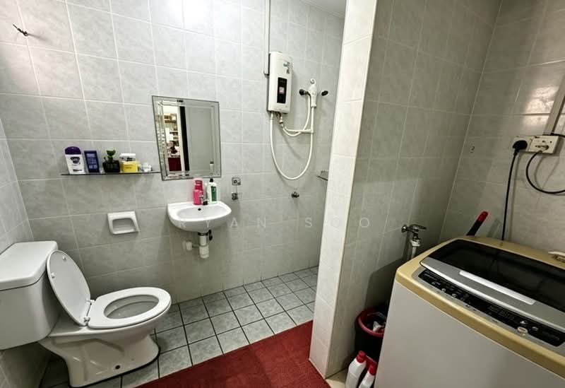 2-storey Terraced House for Sale in Bukit Jelutong (Shah Alam) - Ryan Soo - Bathroom - PropertyGuru.com.my