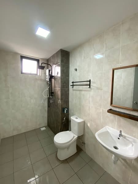 Kondominium untuk Disewa di Vista Bangi - Maya Myra - Bathroom - PropertyGuru.com.my