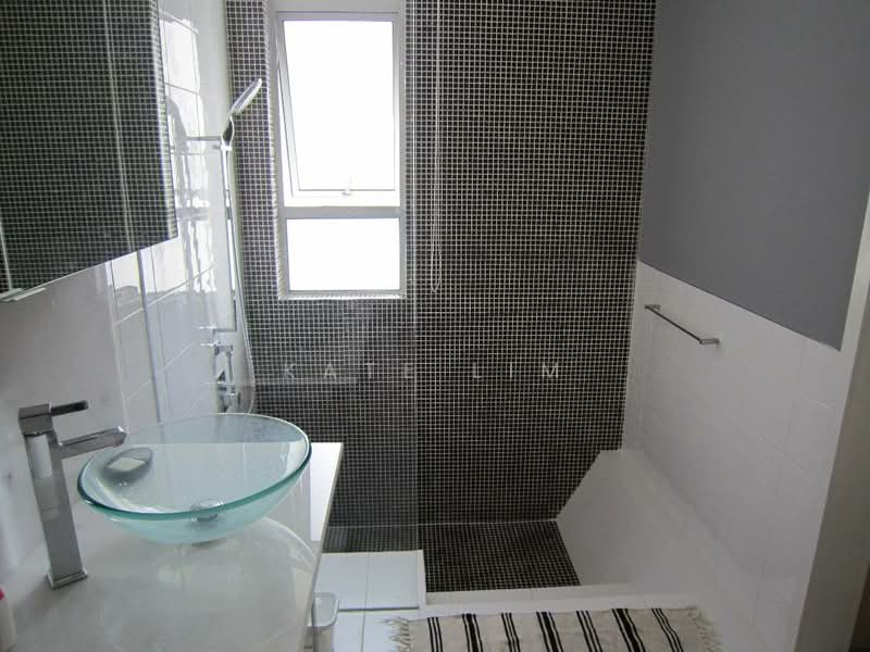 Servis Apartment untuk Dijual di Verve Suites - Kate Lim - Bathroom - PropertyGuru.com.my