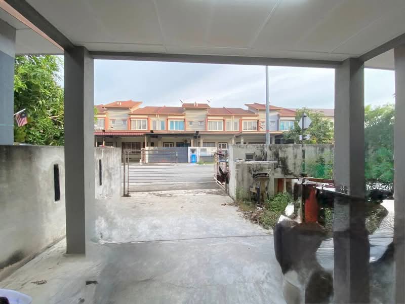 1-storey Terraced House for Sale in Seksyen 30 (Shah Alam) - Muz Hafiz - PropertyGuru.com.my