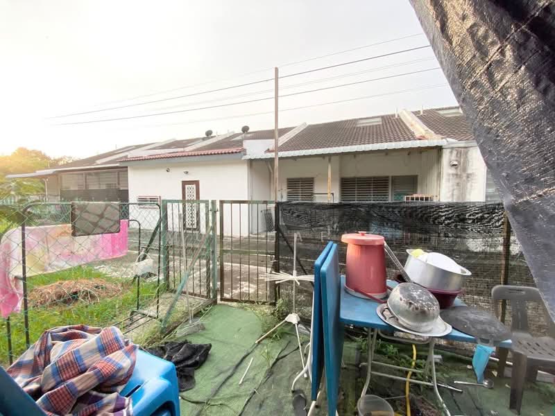 1-storey Terraced House for Sale in Seksyen 30 (Shah Alam) - Muz Hafiz - PropertyGuru.com.my