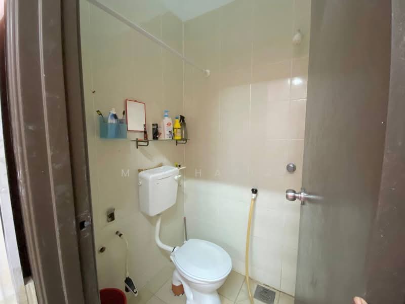 1-storey Terraced House for Sale in Seksyen 30 (Shah Alam) - Muz Hafiz - PropertyGuru.com.my