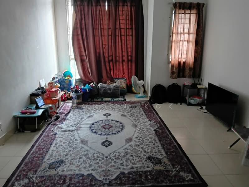 Rumah Teres 2 Tingkat untuk Dijual di Bandar Bukit Raja (Klang) - Daniel Kok - Living Room - PropertyGuru.com.my