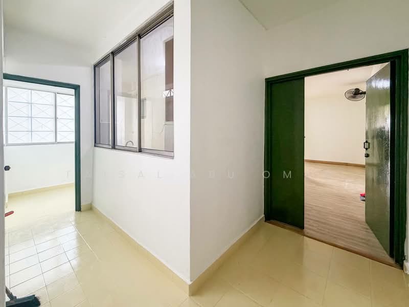 Condominium for Sale at Kelana D'Putera - Faisal Abu Omar - Corridor - PropertyGuru.com.my