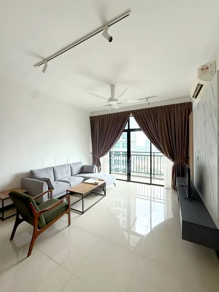Servis Apartment untuk Disewa di Molek Regency - Stella Chia - Living Room - PropertyGuru.com.my