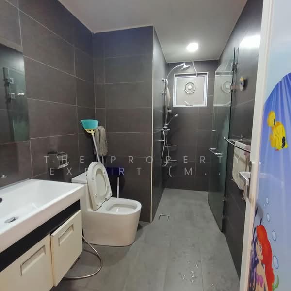Servis Apartment untuk Disewa di Koi Kinrara - The Property Expert (Mr Fan) - Bathroom - PropertyGuru.com.my