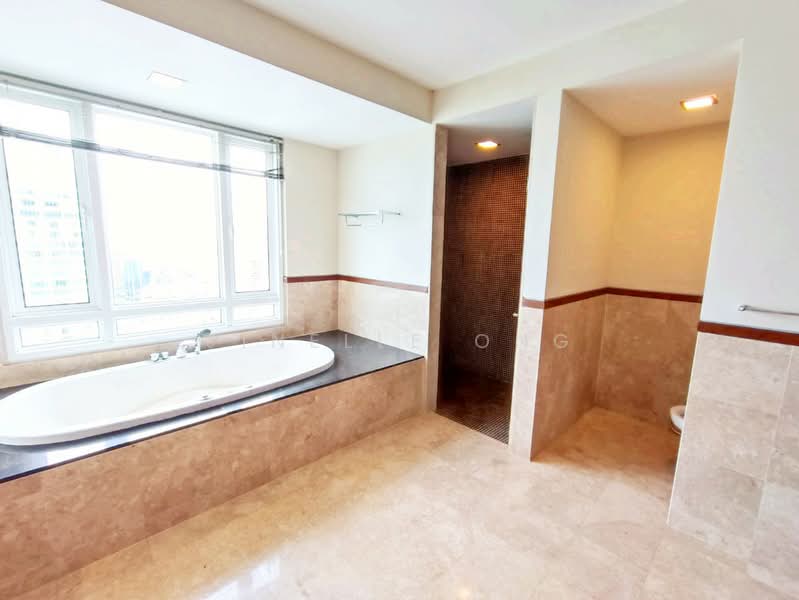 Kondominium untuk Disewa di 11 Gurney Drive - Jinelle Ong - Bathroom - PropertyGuru.com.my