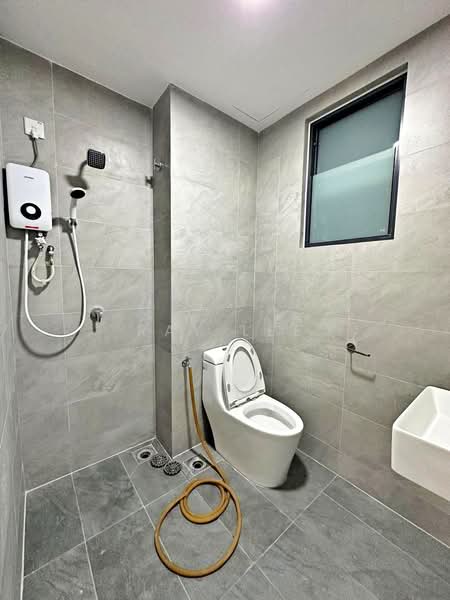 Service Residence for Rent at Sunsuria Forum - Ray Lee - Bathroom - PropertyGuru.com.my