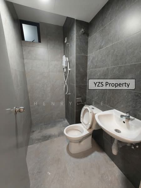 Servis Apartment untuk Disewa di Traders Park - Henry Lee - Bathroom - PropertyGuru.com.my
