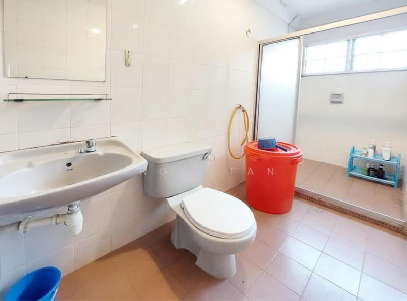 Rumah Teres 2 Tingkat untuk Dijual di BANDAR PUCHONG JAYA (Puchong) - Angel Tan - Bathroom - PropertyGuru.com.my