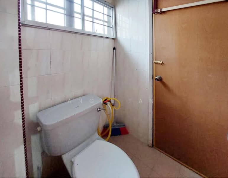 Rumah Teres 2 Tingkat untuk Dijual di BANDAR PUCHONG JAYA (Puchong) - Angel Tan - Bathroom - PropertyGuru.com.my