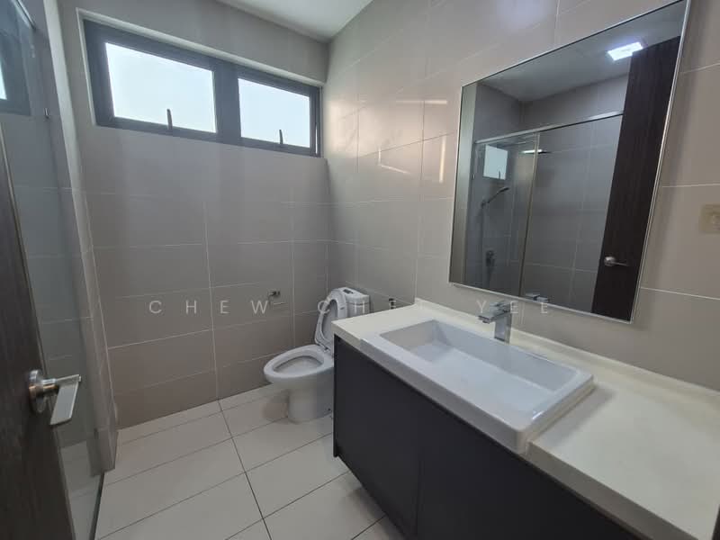 Servis Apartment untuk Disewa di Green Haven - Chew Chee Yee - Bathroom - PropertyGuru.com.my