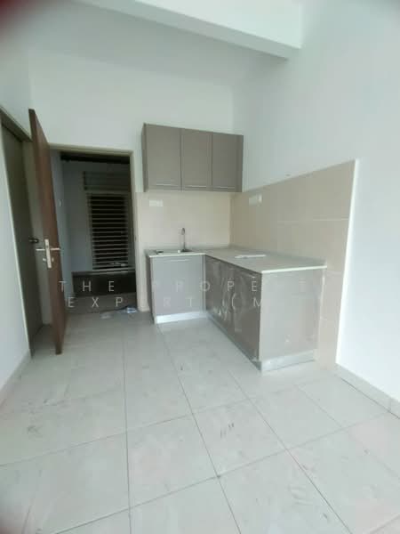 Condominium for Sale at Green Beverly Hills - Residensi Lili - The Property Expert (Mr Fan) - Kitchen - PropertyGuru.com.my