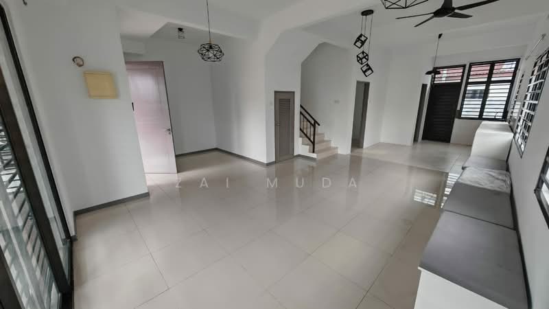 Rumah Teres 2 Tingkat untuk Disewa di Taman Saujana KLIA (Sepang) - Zai Muda - PropertyGuru.com.my