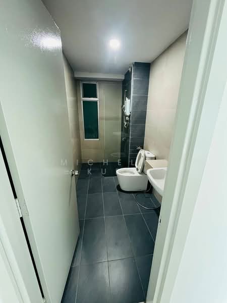 Servis Apartment untuk Dijual di Epic Residence - Michelle Kueh - Bathroom - PropertyGuru.com.my
